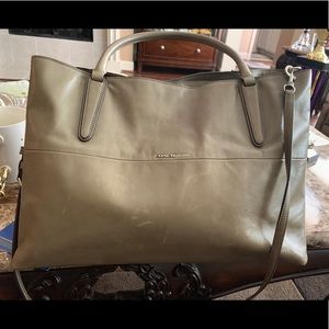 Coach Borough olive green